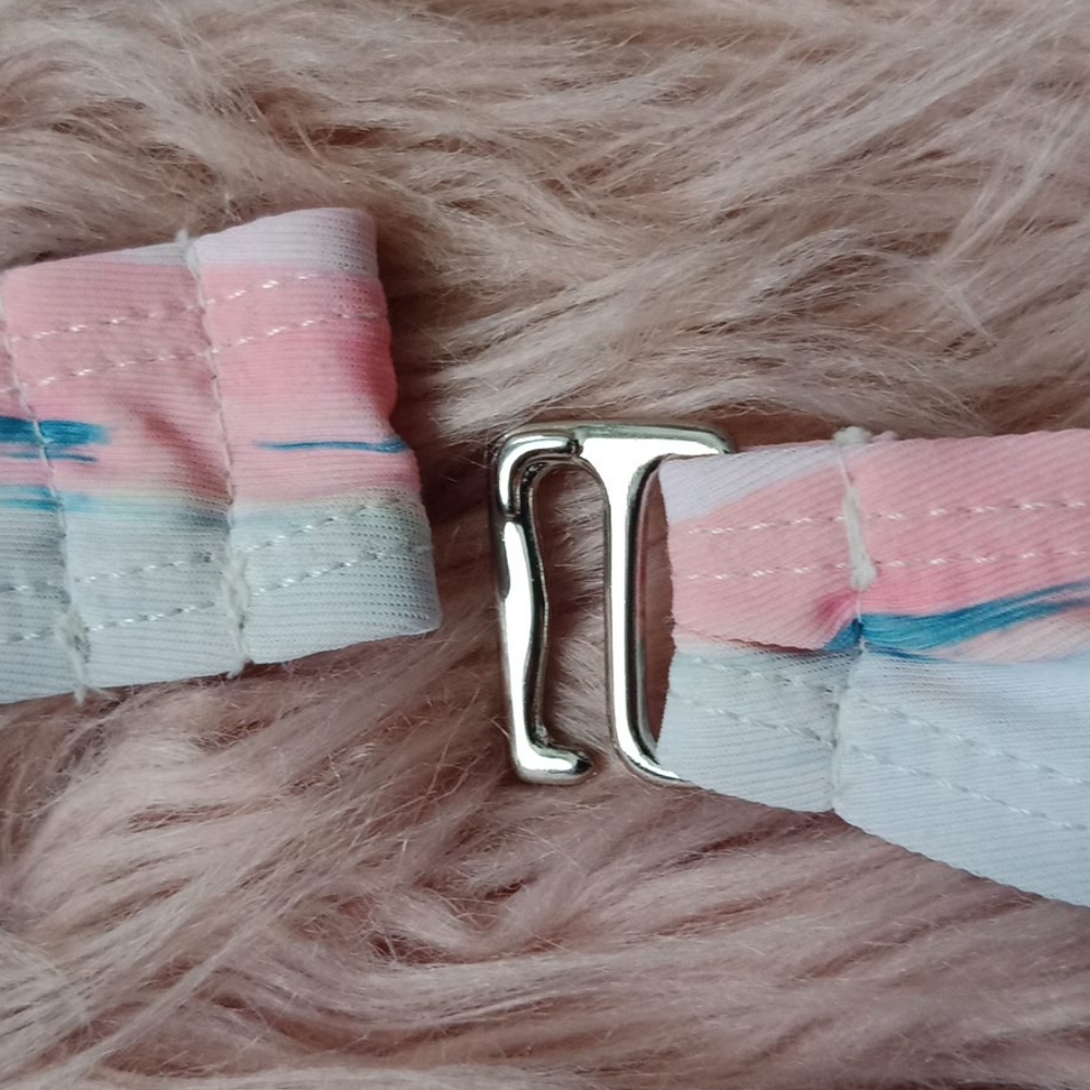 Bikini - Picture 9 of 16